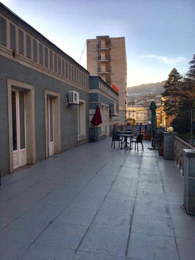 Hotel Newland Chiatura Eksteriør billede
